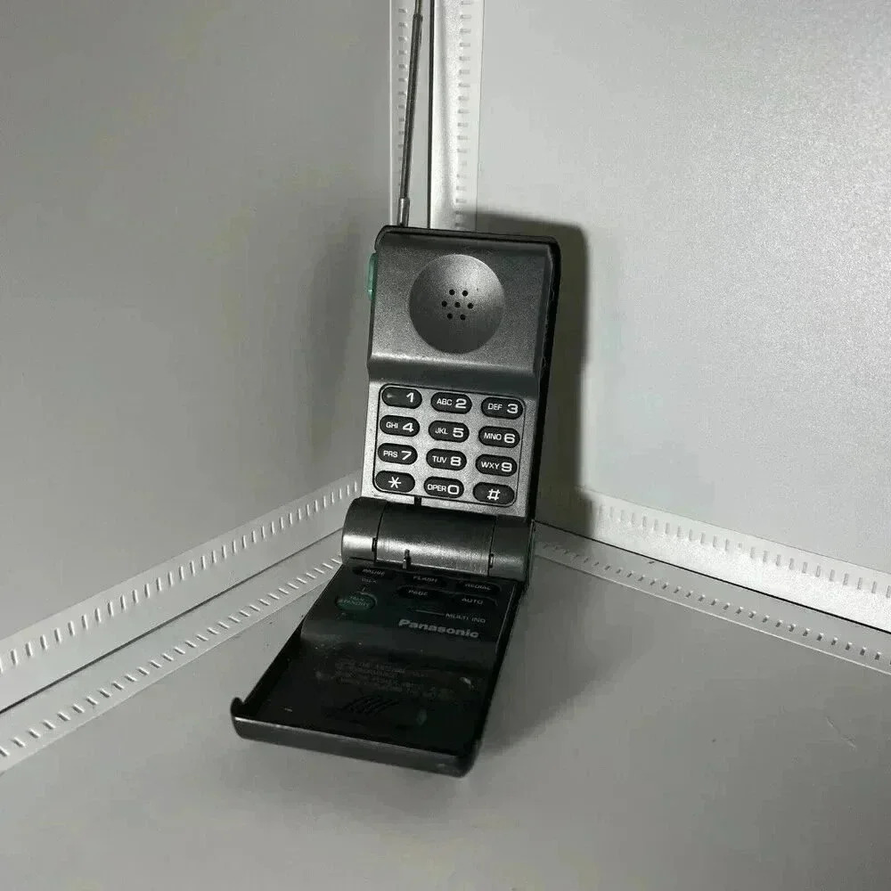 Panasonic Cordless Telephone KX-T3000 - Vintage - Not Tested.